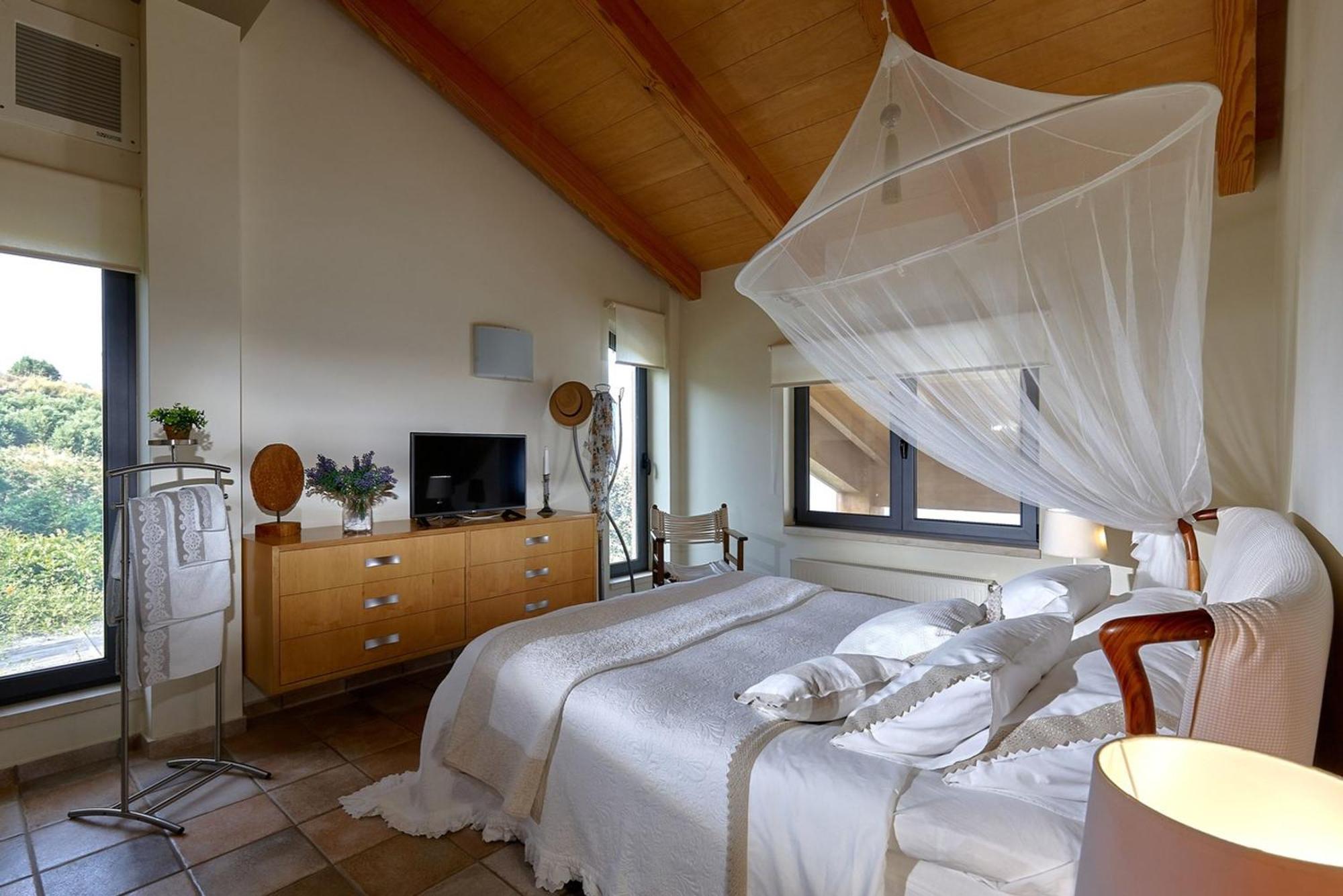 Villa Vollard With Amazing View Pool Heraklion Exteriör bild